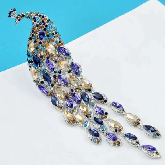 Gorgeous Large Peacock Crystal Brooch / Necklace Pendant - Picture 9 of 9